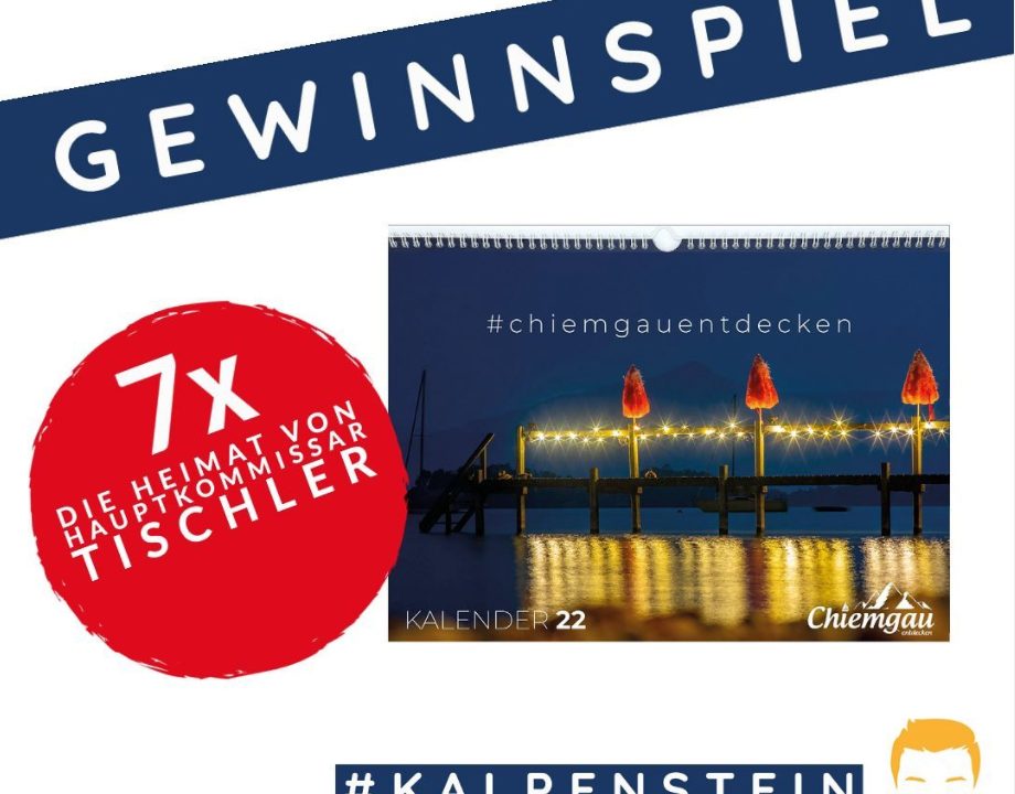 Friedrich Kalpenstein und Hauptkommissar Tischler verlosen Chiemgau Kalender 2022 6